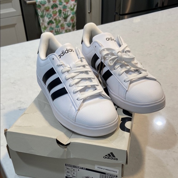 Adidas NIB Men's Grand Court 2.0 Casual Sneakers Size 8.5